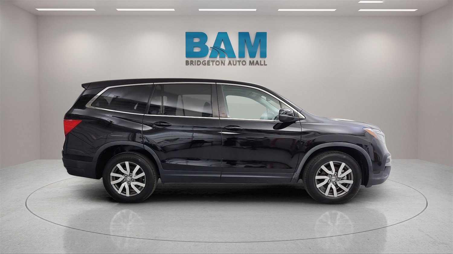 Used 2019 Honda Pilot EX-L image 2