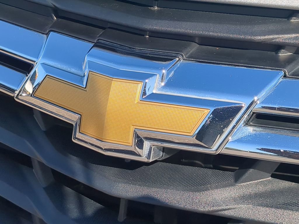 Used 2023 Chevrolet Equinox LS image 29