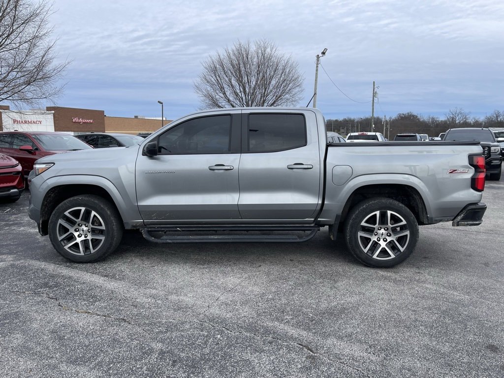 Used 2023 Chevrolet Colorado Z71 w/ Z71 Convenience Package 2 image 8
