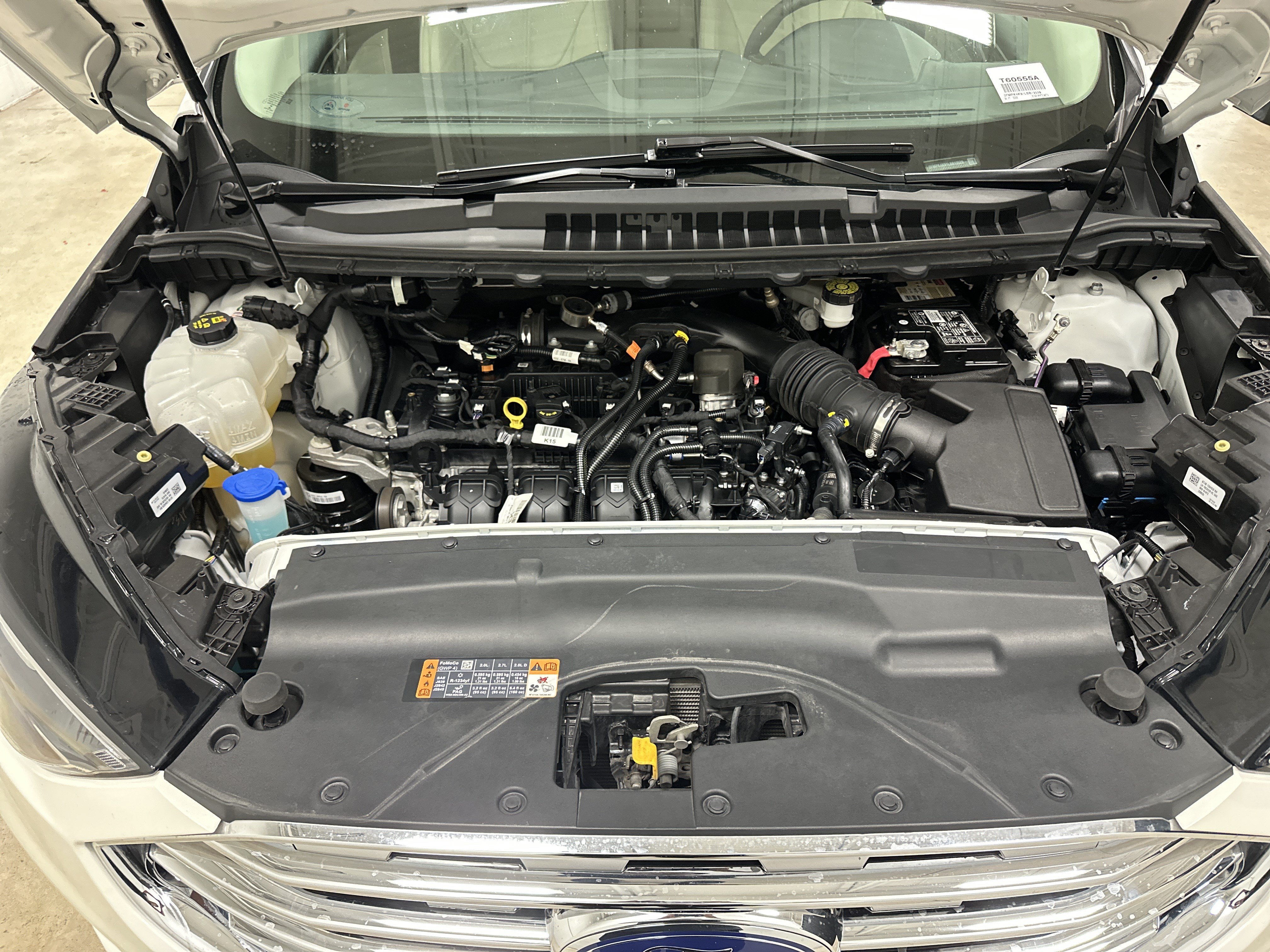 Used 2020 Ford Edge Titanium AWD/4WD image 34