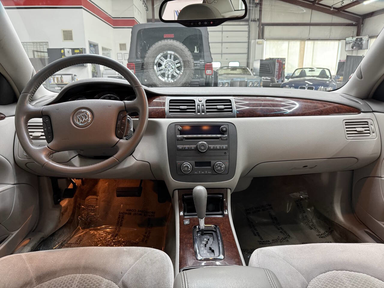 Used 2011 Buick Lucerne CX FWD image 20