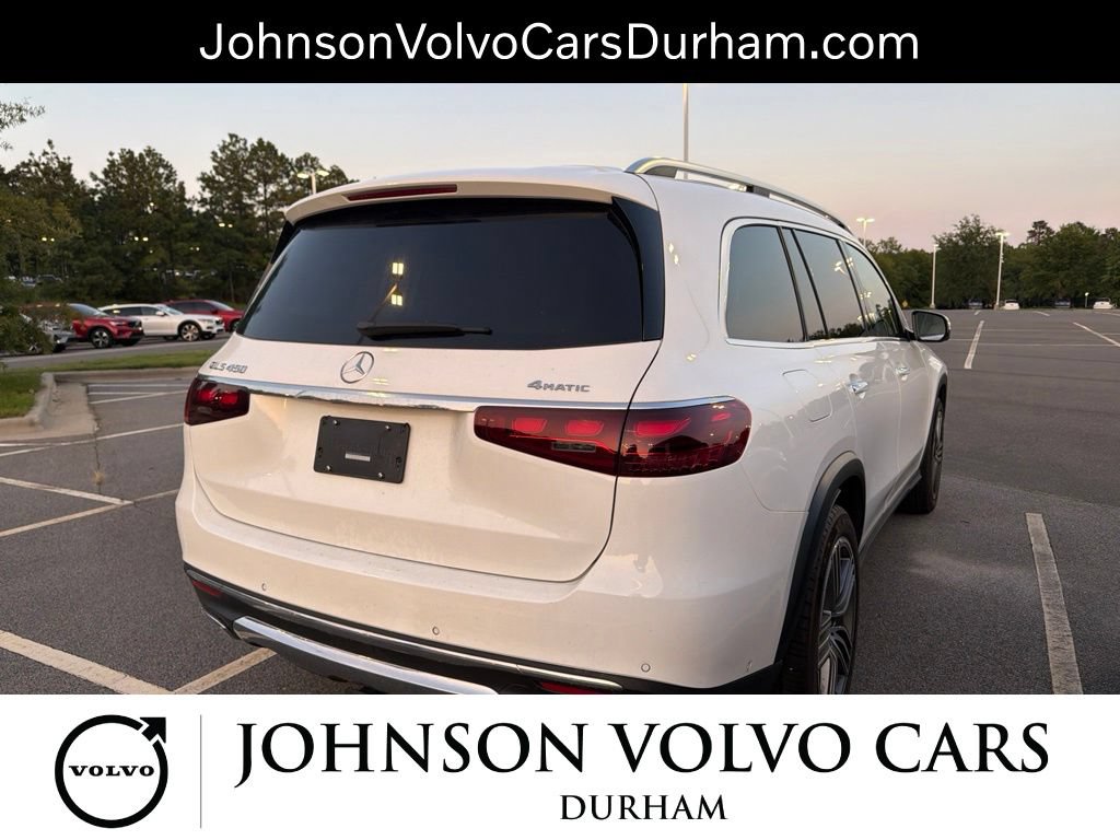 Used 2024 Mercedes-Benz GLS 450 4MATIC image 9