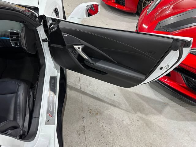 Used 2016 Chevrolet Corvette Z06 w/ Z07 Performance Package RWD image 15
