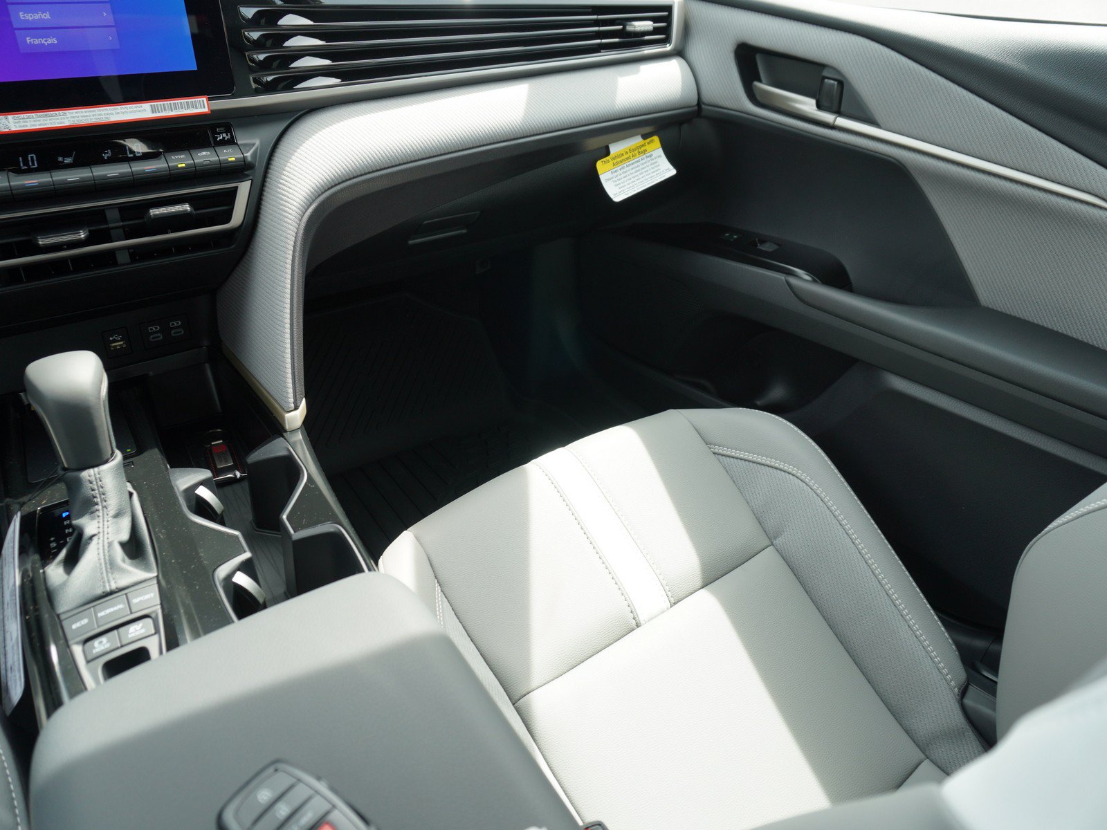 New 2026 Toyota Camry SE FWD image 16