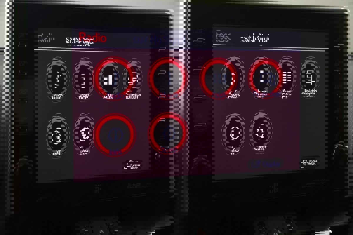 Used 2022 Toyota RAV4 Limited image 29