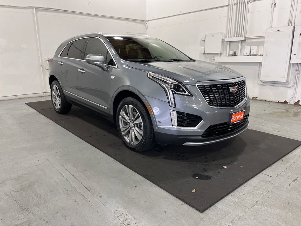 Used 2022 Cadillac XT5 Premium Luxury w/ Technology Package image 12