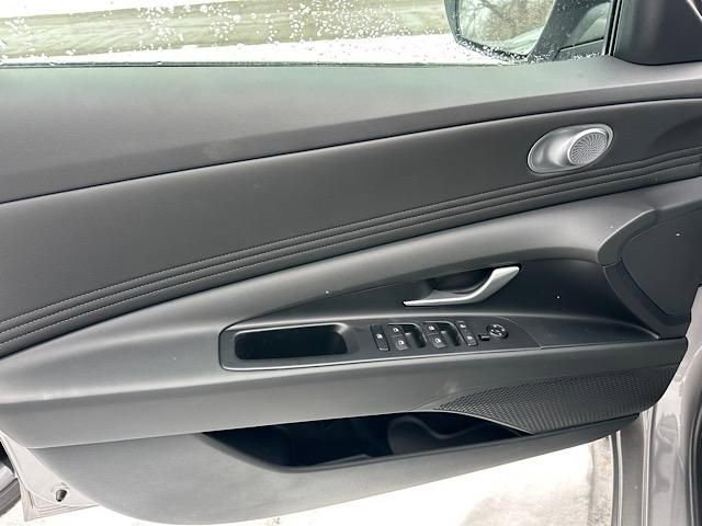 New 2025 Hyundai Elantra SEL w/ Cargo Package image 9