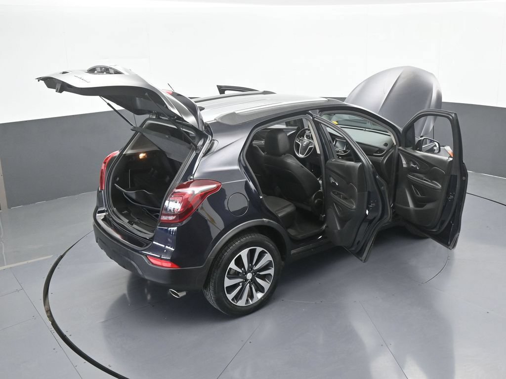 Used 2021 Buick Encore Preferred AWD/4WD image 65