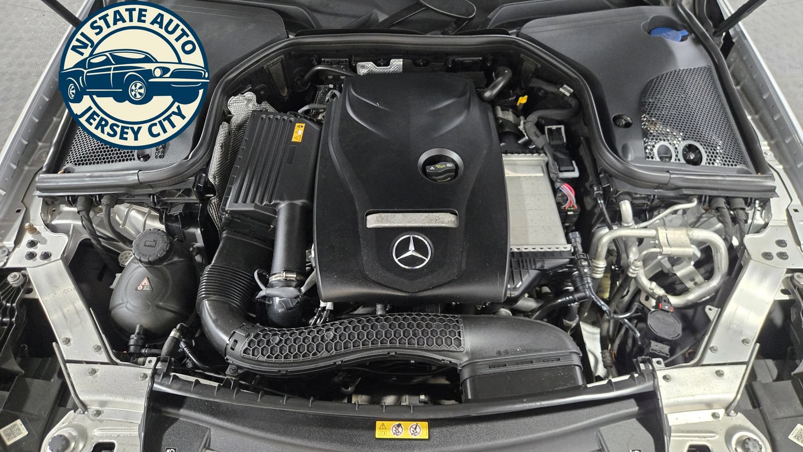 Used 2018 Mercedes-Benz E 300 4MATIC w/ Premium 3 Package (Q03) image 38