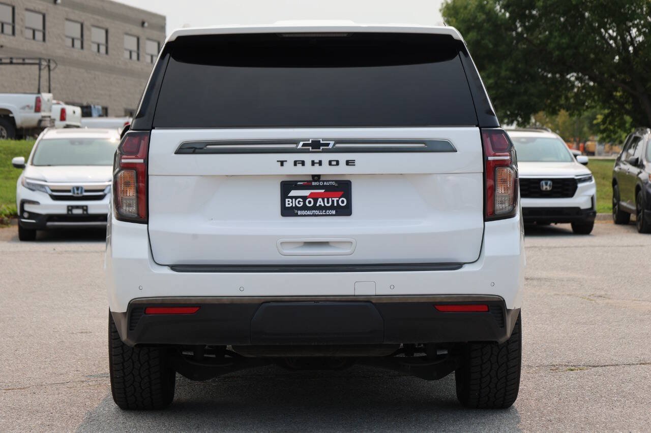 Used 2022 Chevrolet Tahoe Z71 w/ Luxury Package AWD/4WD image 10