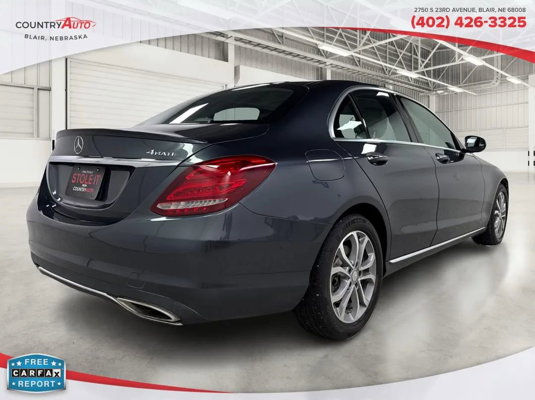 Used 2016 Mercedes-Benz C 300 4MATIC Sedan image 4