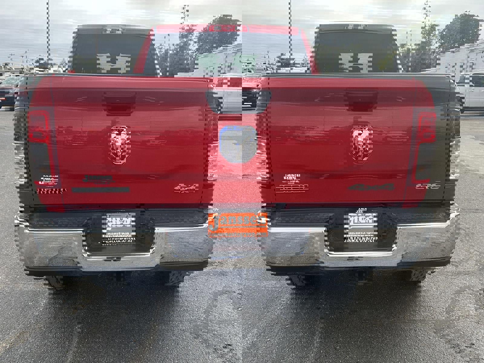 Used 2024 RAM 2500 Big Horn w/ Bed Utility Group image 3