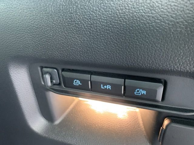 Used 2025 Ford Explorer ST w/ Sun And Sound Package AWD/4WD image 27