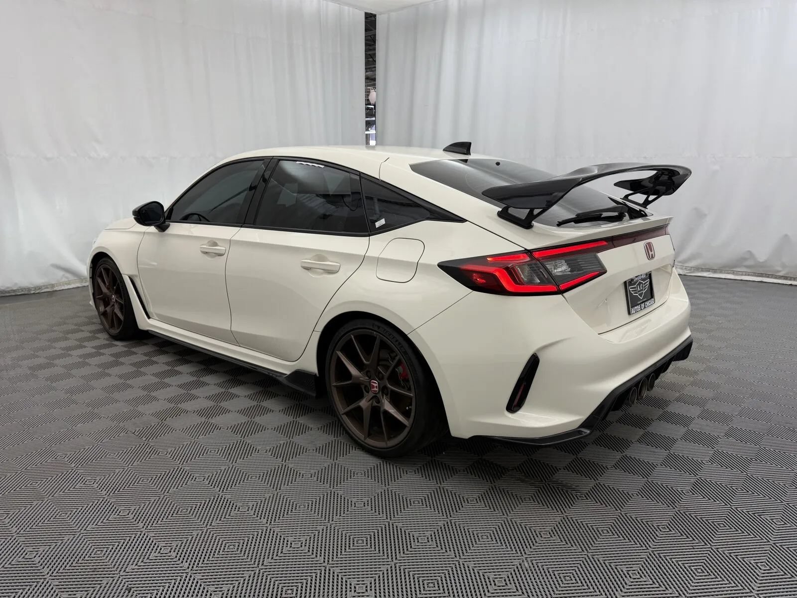 Used 2023 Honda Civic Type R image 8
