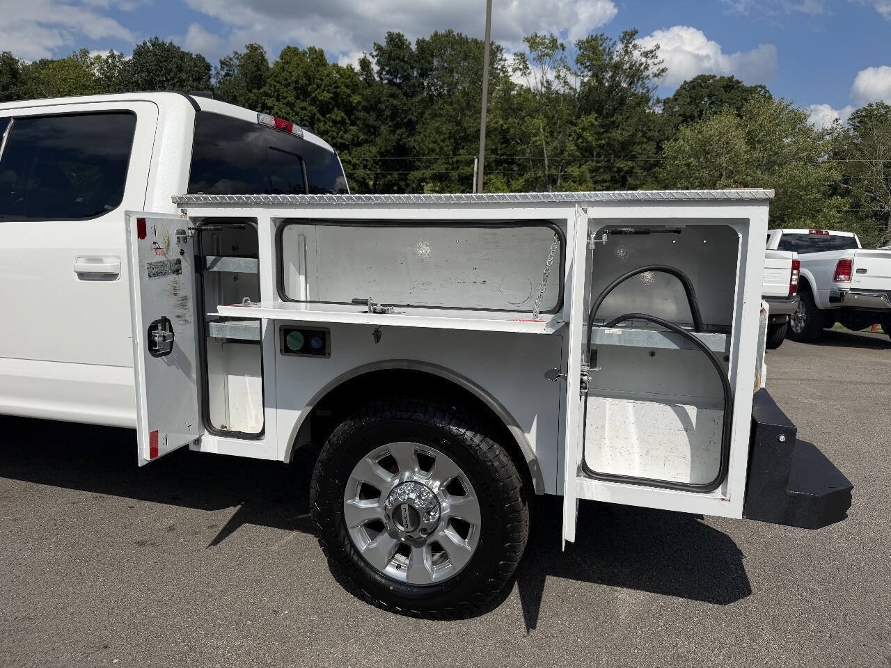 Used 2022 Ford F350 Lariat w/ Lariat Value Package AWD/4WD image 11