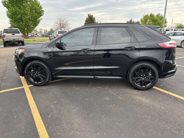 Used 2023 Ford Edge ST-Line AWD/4WD image 18