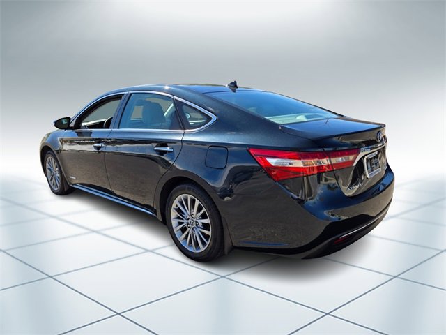 Used 2017 Toyota Avalon Limited image 7