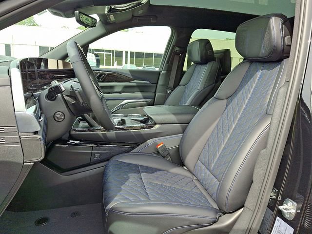 New 2026 Cadillac Escalade IQ Sport 1 w/ LPO, ONYX Package image 8