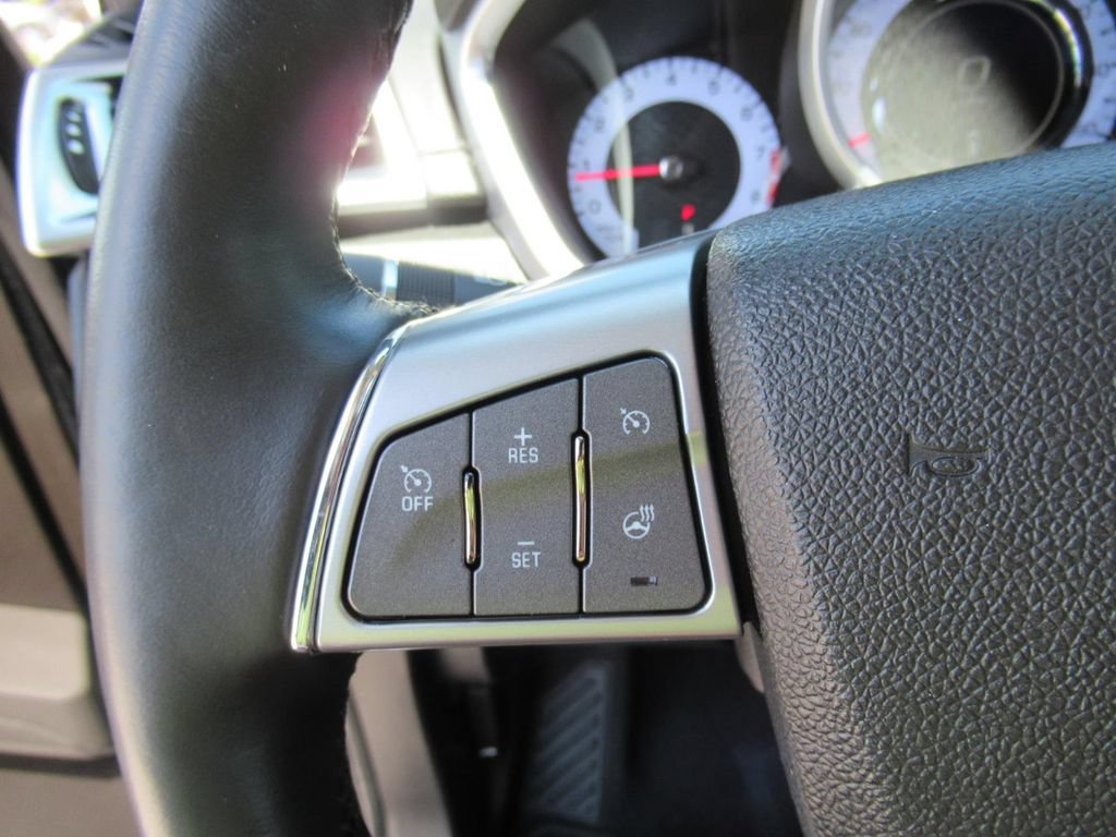 Used 2012 Cadillac SRX Luxury FWD image 23