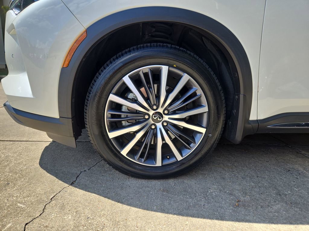 Used 2023 INFINITI QX60 Sensory w/ Vision Package image 31