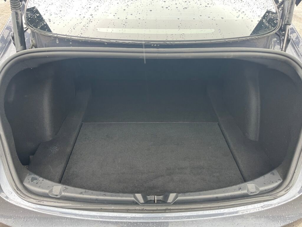 Used 2023 Tesla Model 3 Performance image 21