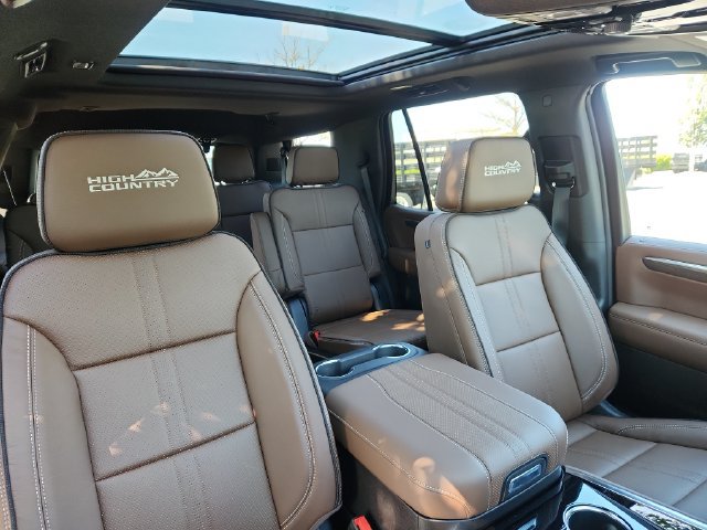 New 2026 Chevrolet Tahoe High Country w/ LPO, Illumination Package AWD/4WD image 14