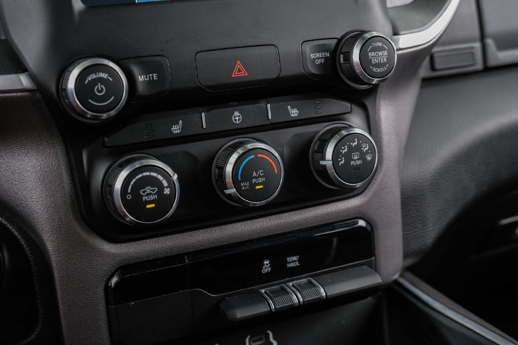 Used 2023 RAM 1500 Big Horn AWD/4WD image 34