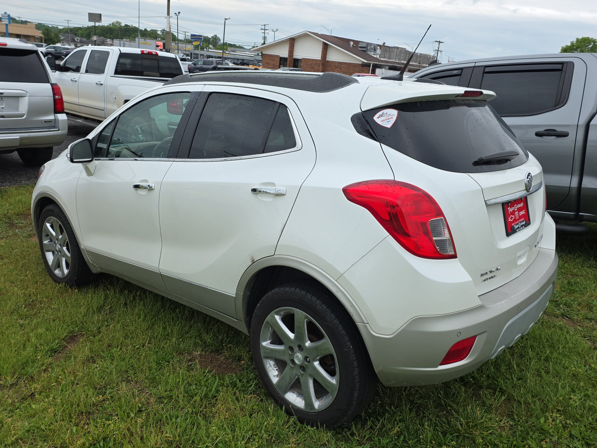 Used 2014 Buick Encore Premium FWD image 4