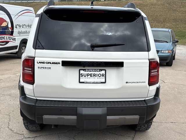Used 2025 Toyota Land Cruiser w/ Premium Package AWD/4WD image 4
