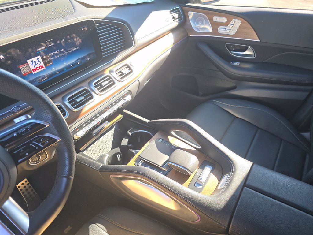 Used 2024 Mercedes-Benz GLS 450 4MATIC image 32