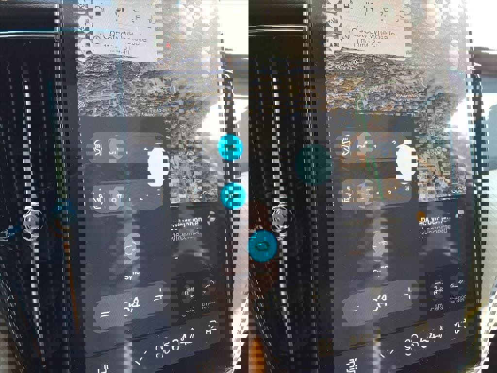 New 2026 Volvo XC60 B5 Plus w/ Protection Package Premier image 21