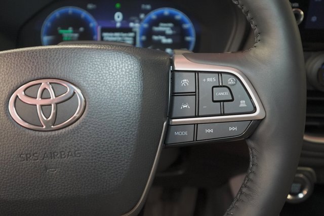 Used 2024 Toyota Grand Highlander Platinum image 18