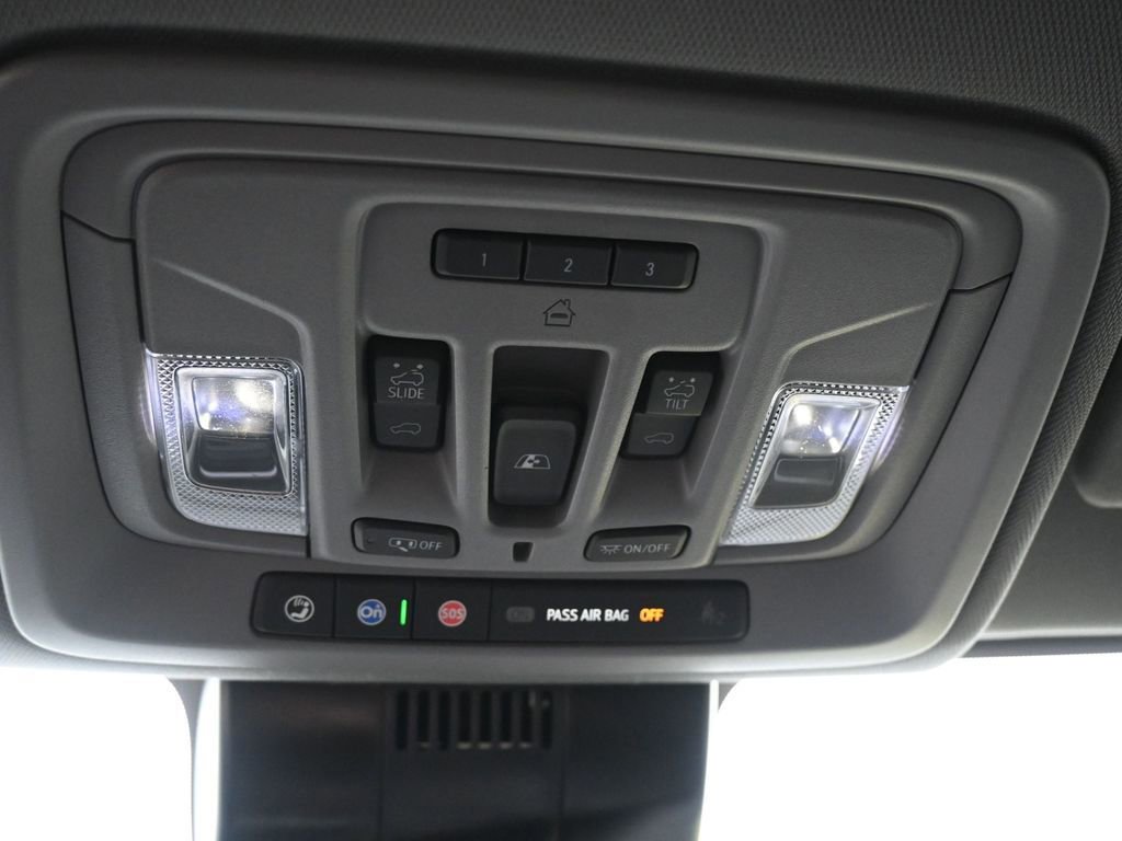 Used 2024 GMC Sierra 3500 SLT w/ SLT Premium Package image 42