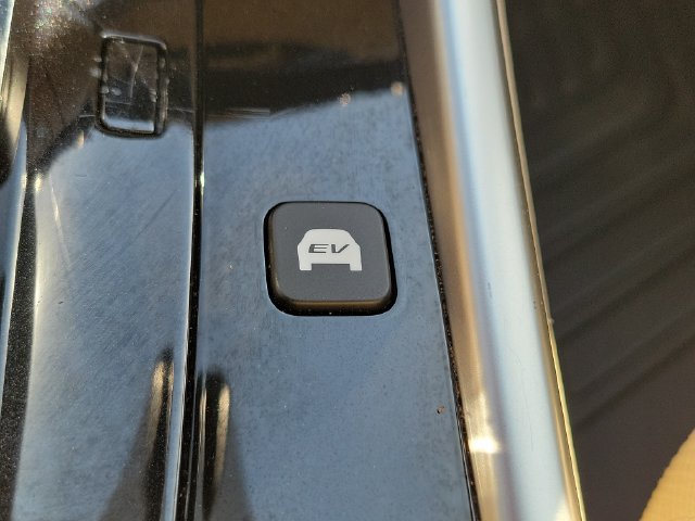 Used 2017 Honda Accord Hybrid Sedan image 30