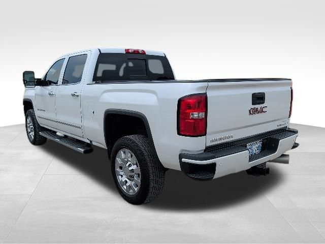 Used 2019 GMC Sierra 2500 Denali w/ Duramax Plus Package AWD/4WD image 5