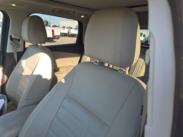 Used 2014 Ford Escape SE w/ Equipment Group 201A image 9