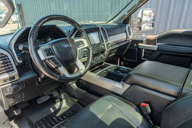 Used 2017 Ford F350 Lariat w/ Lariat Ultimate Package image 23