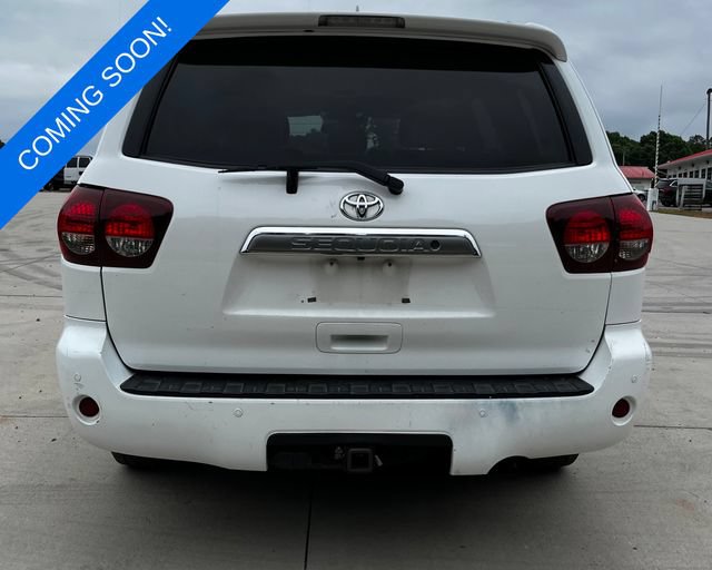 Used 2018 Toyota Sequoia Limited w/ Safety & Convenience Package RWD image 2