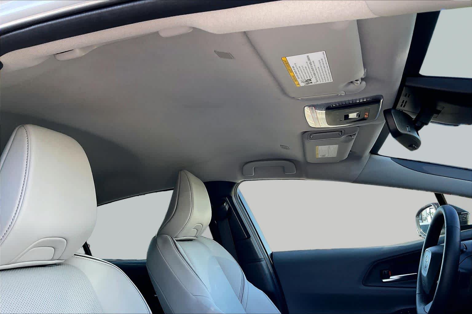 Certified 2026 Toyota Prius XLE FWD image 13