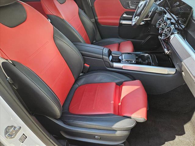 Used 2022 Mercedes-Benz GLB 35 AMG 4MATIC image 19