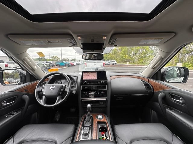 Used 2024 Nissan Armada SL w/ Captain's Chairs Package AWD/4WD image 2