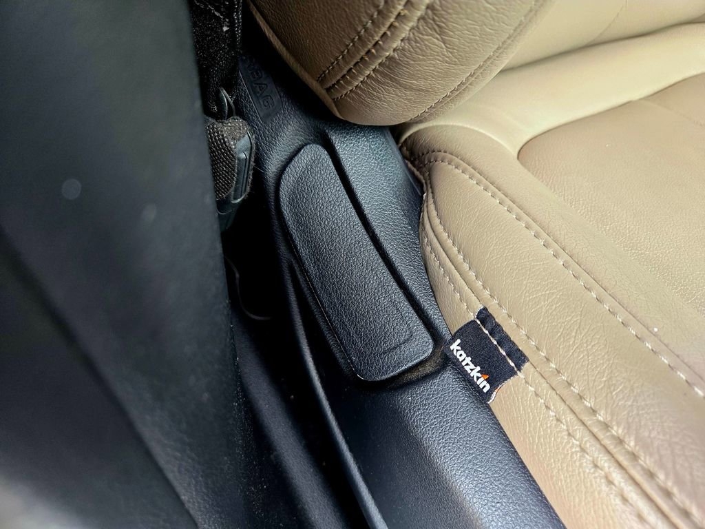 Used 2020 Hyundai Santa Fe SEL w/ Convenience Package image 29