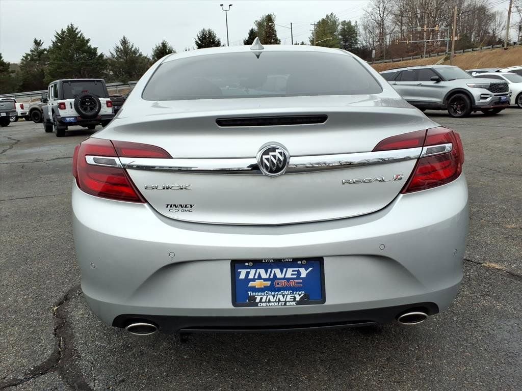 Used 2017 Buick Regal Premium w/ Driver Confidence Package #1 image 4