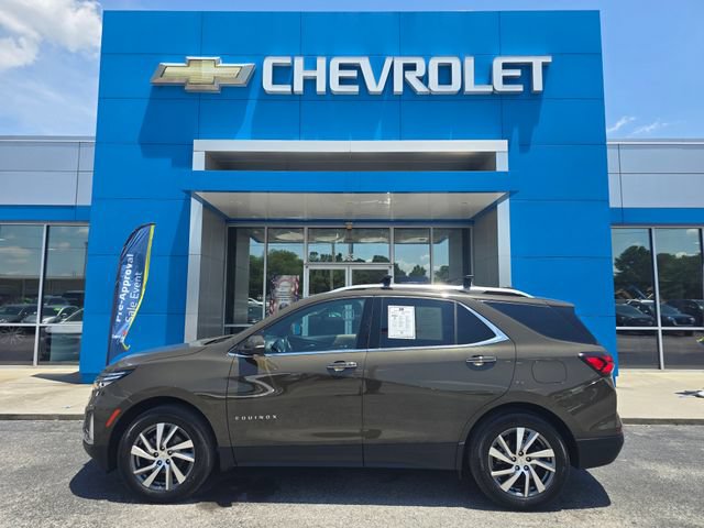 Used 2023 Chevrolet Equinox Premier AWD/4WD image 2