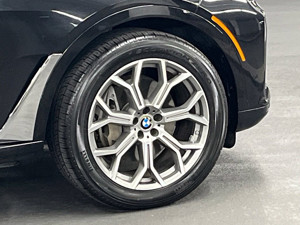 Used 2019 BMW X7 xDrive40i w/ Luxury Seating Package AWD/4WD image 44