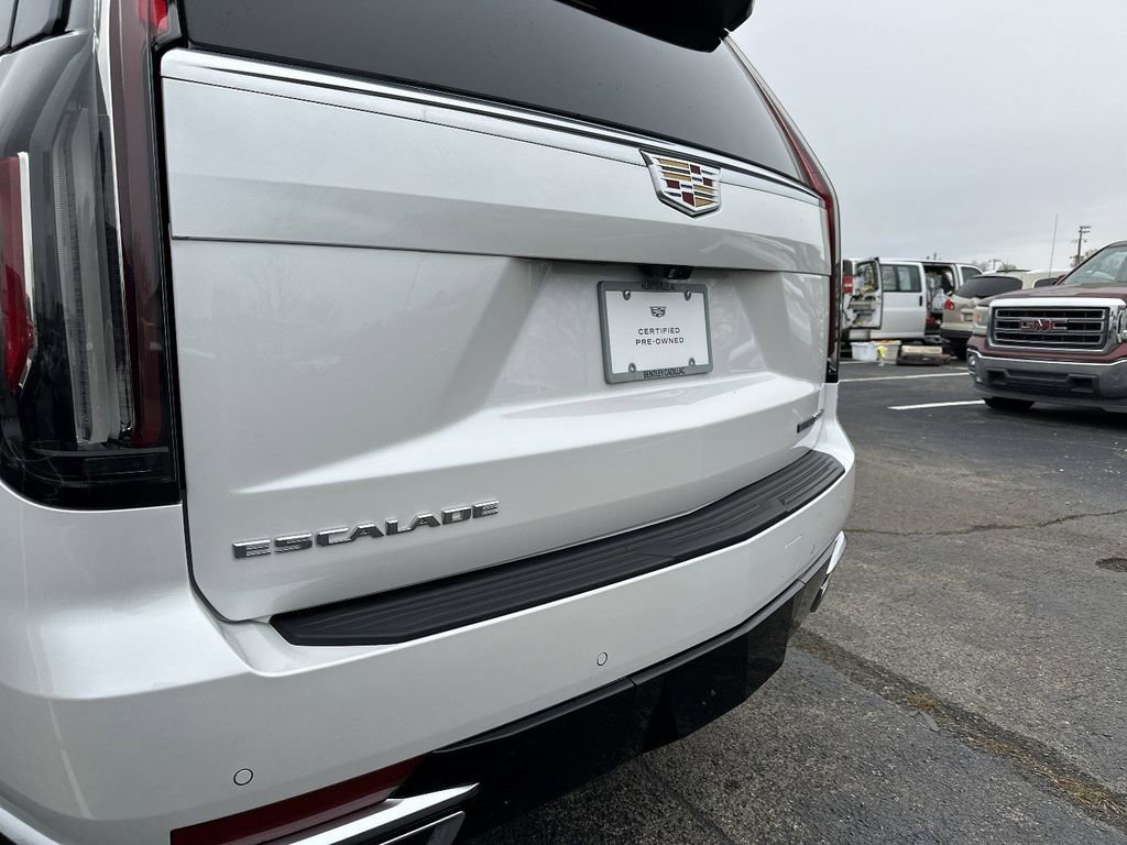 Certified 2024 Cadillac Escalade Premium Luxury Platinum w/ LPO, Floor Liner Package image 13