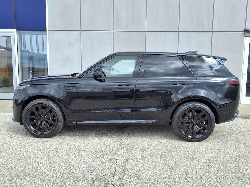 New 2026 Land Rover Range Rover Sport Dynamic SE AWD/4WD image 3