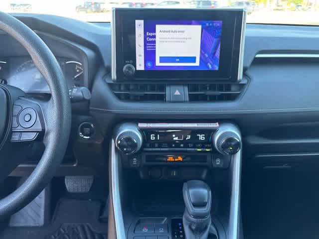 Used 2025 Toyota RAV4 XLE FWD image 19