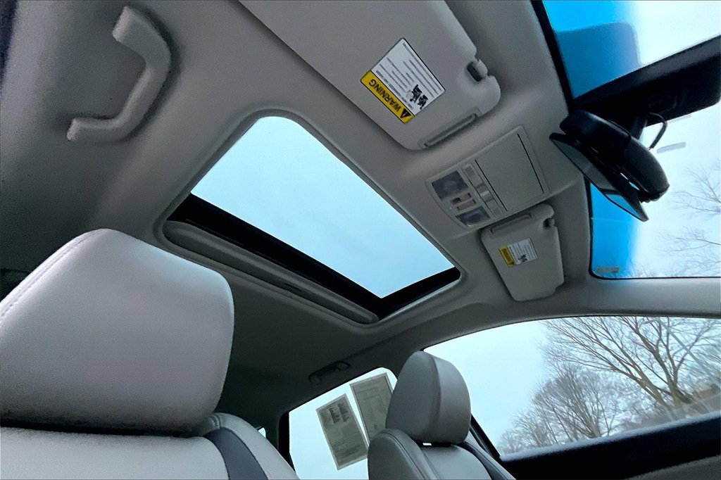 Used 2011 MAZDA CX-9 Grand Touring w/ Moonroof & Bose Audio Pkg image 21