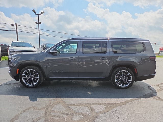 Used 2024 Jeep Wagoneer L Series III w/ Premium Group I AWD/4WD image 3